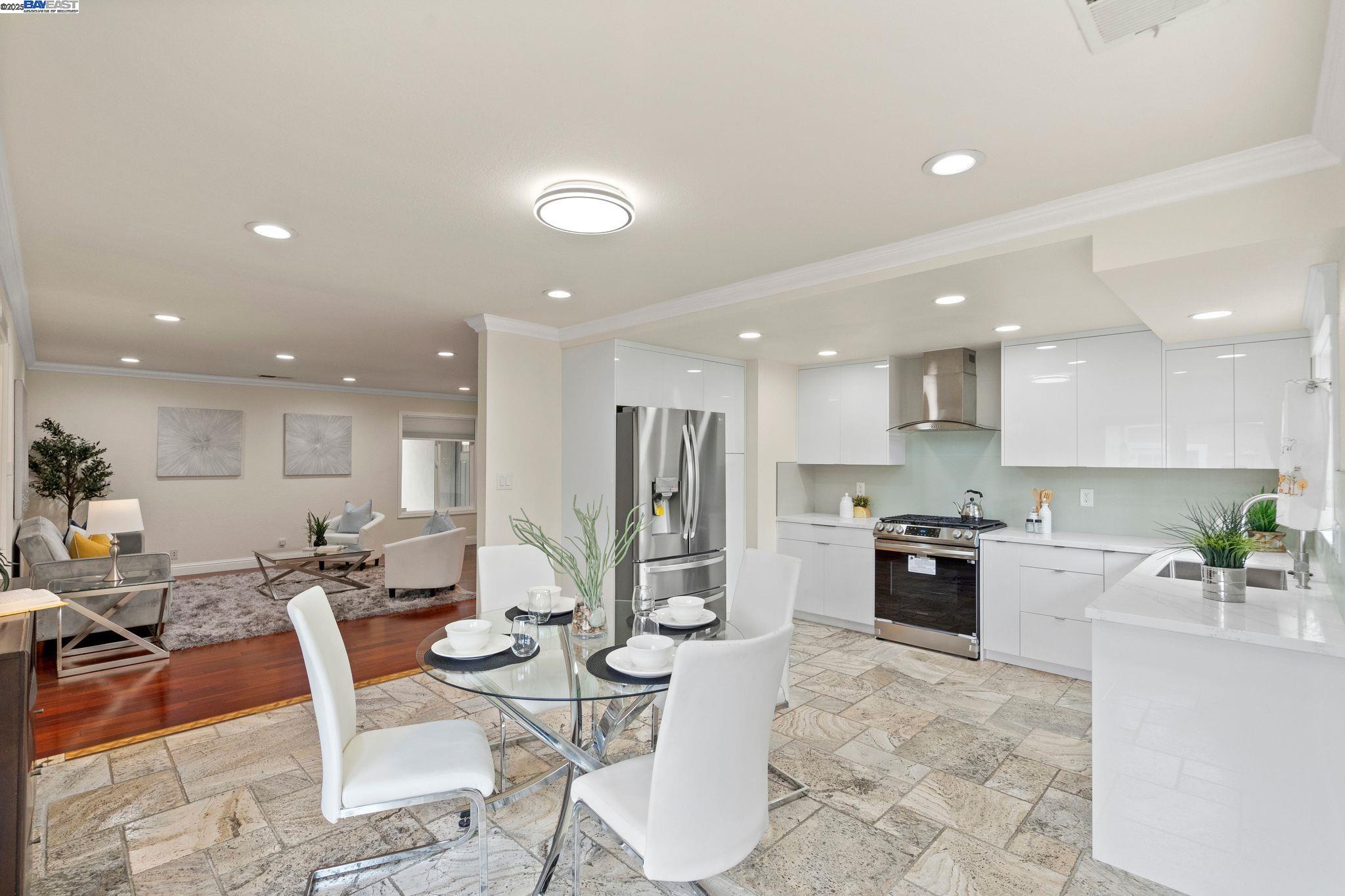 35079 Sofia Ct