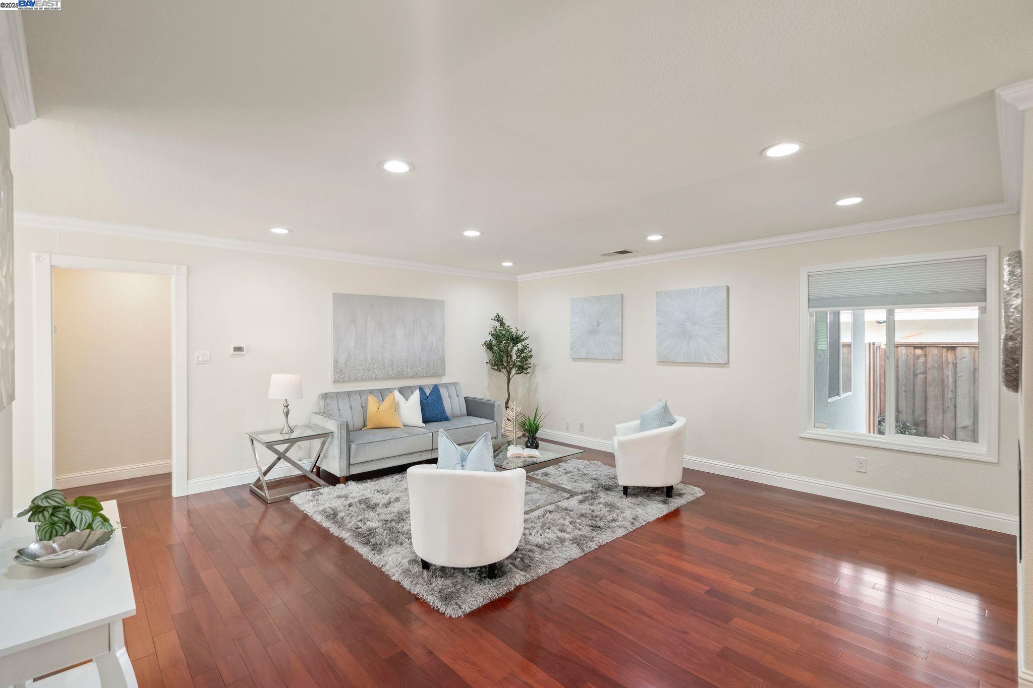 35079 Sofia Ct