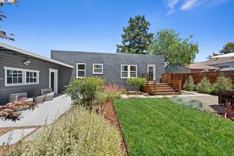 A home in San Leandro