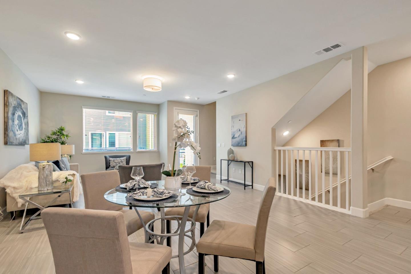 Milpitas, California 95035, United States, 3 Bedrooms Bedrooms, ,4 BathroomsBathrooms,Residential,Active,215951