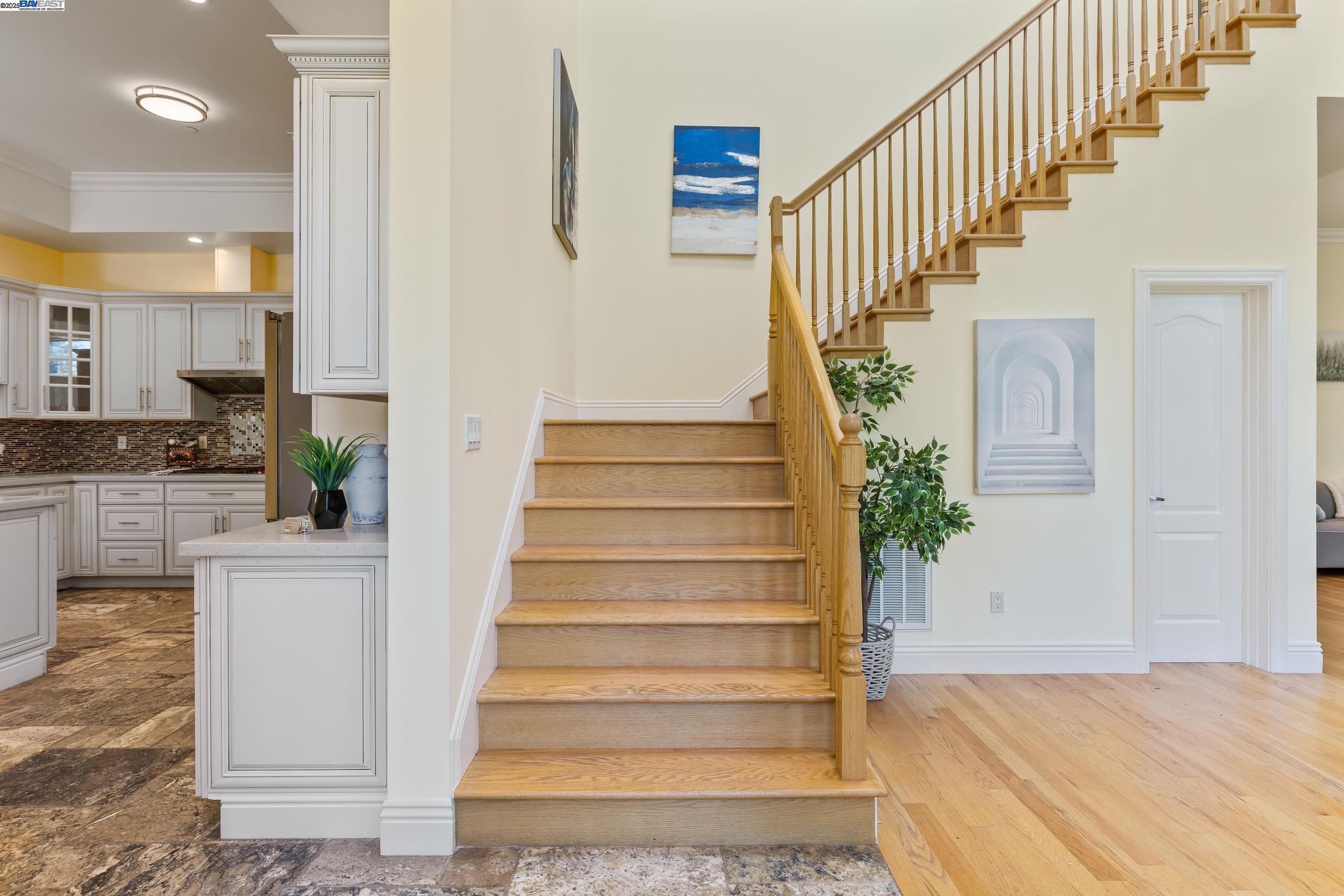 6588 Longwalk Dr