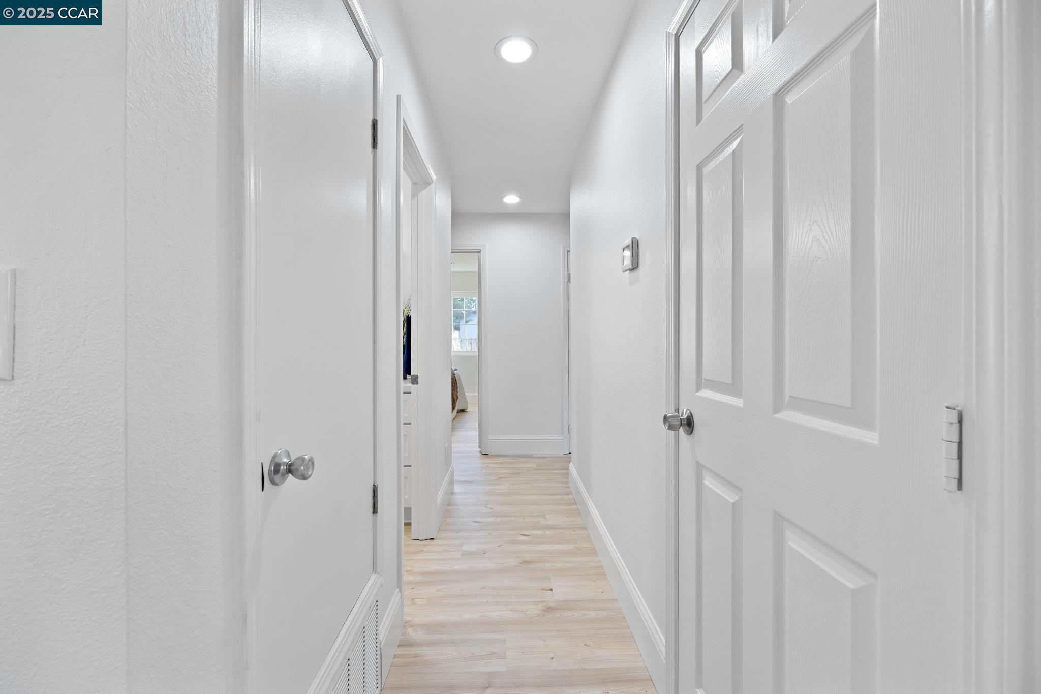 Concord, California 94521, United States, 4 Bedrooms Bedrooms, ,2 BathroomsBathrooms,Residential,Pending,210831