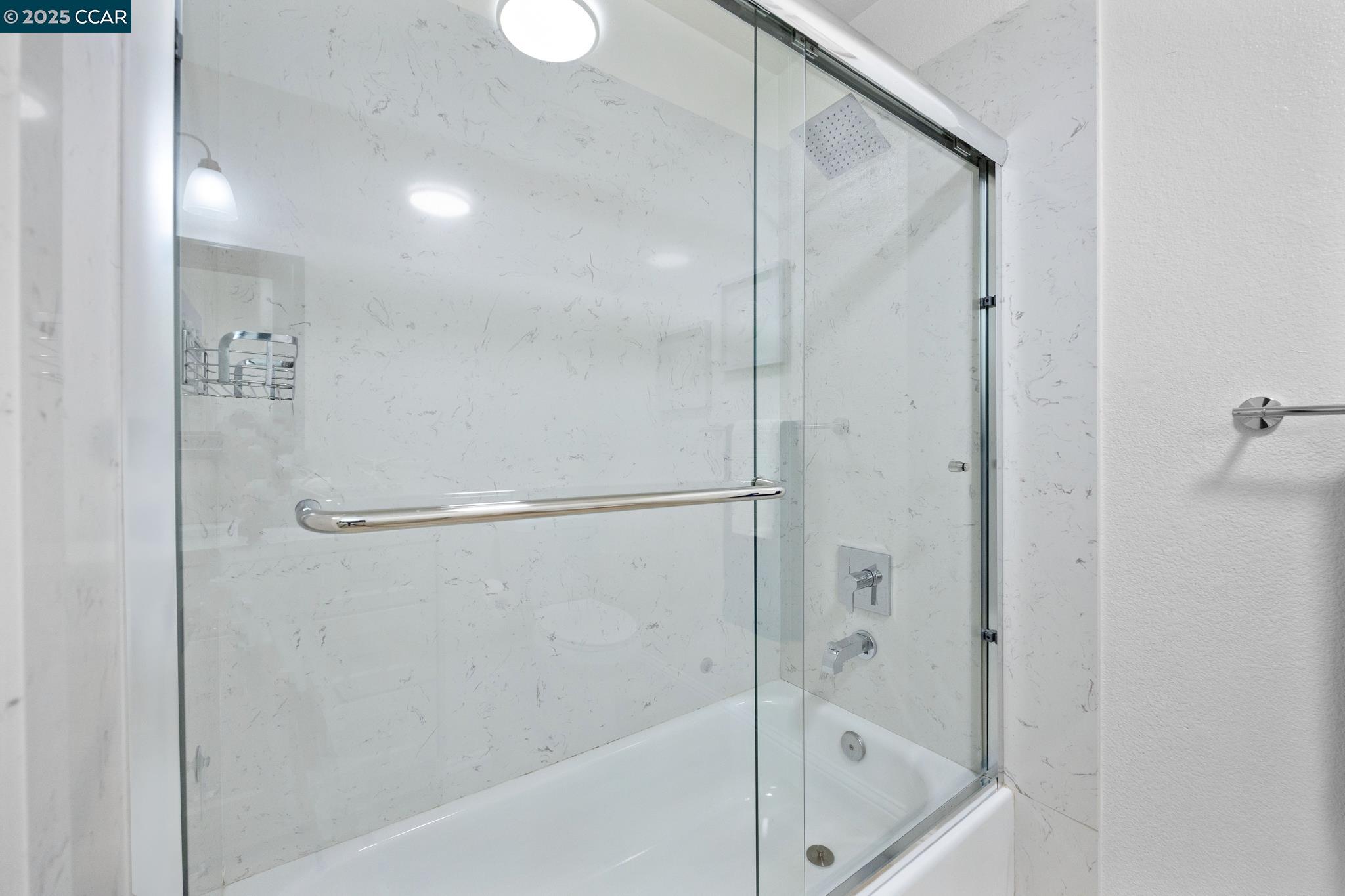 Concord, California 94521, United States, 4 Bedrooms Bedrooms, ,2 BathroomsBathrooms,Residential,Pending,210831