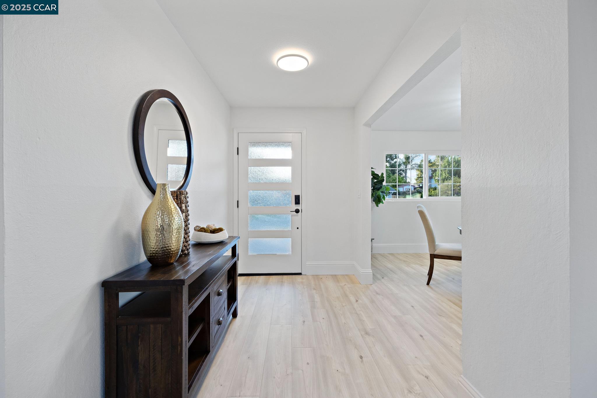 Concord, California 94521, United States, 4 Bedrooms Bedrooms, ,2 BathroomsBathrooms,Residential,Pending,210831