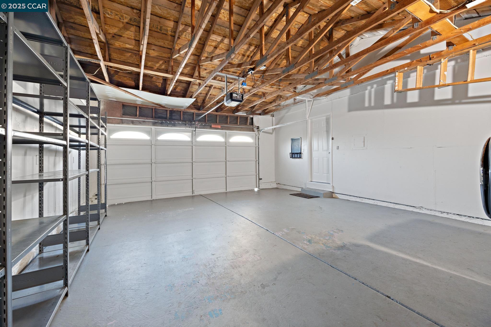 Concord, California 94521, United States, 4 Bedrooms Bedrooms, ,2 BathroomsBathrooms,Residential,Pending,210831