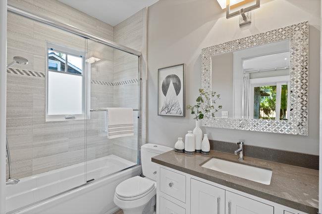 Menlo Park, California 94025, United States, 7 Bedrooms Bedrooms, ,6 BathroomsBathrooms,Residential,Active,15742