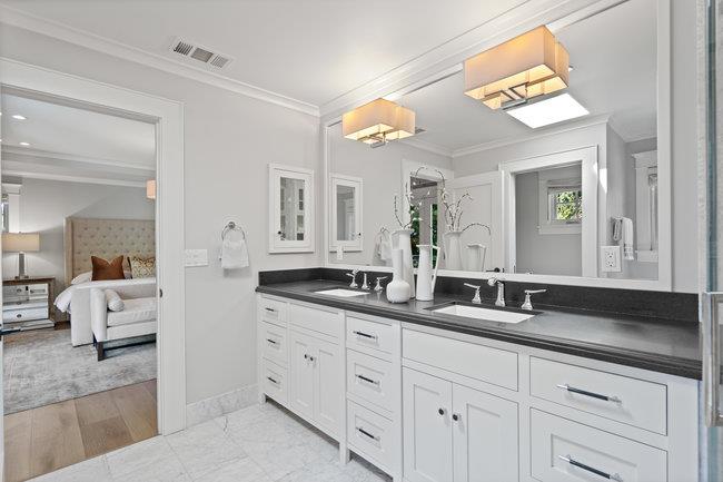 Menlo Park, California 94025, United States, 7 Bedrooms Bedrooms, ,6 BathroomsBathrooms,Residential,Active,15742