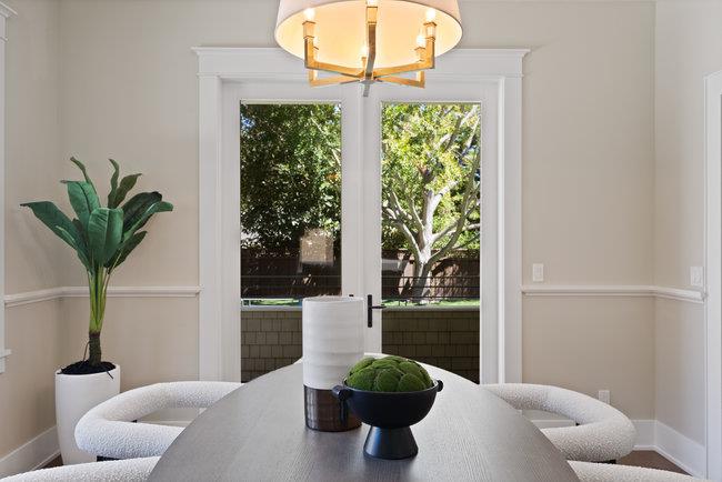 Menlo Park, California 94025, United States, 7 Bedrooms Bedrooms, ,6 BathroomsBathrooms,Residential,Active,15742