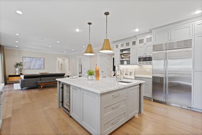 Menlo Park, California 94025, United States, 7 Bedrooms Bedrooms, ,6 BathroomsBathrooms,Residential,Active,15742