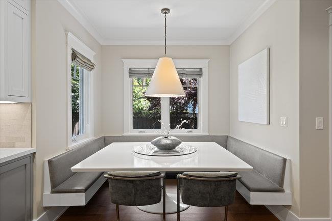 Menlo Park, California 94025, United States, 7 Bedrooms Bedrooms, ,6 BathroomsBathrooms,Residential,Active,15742