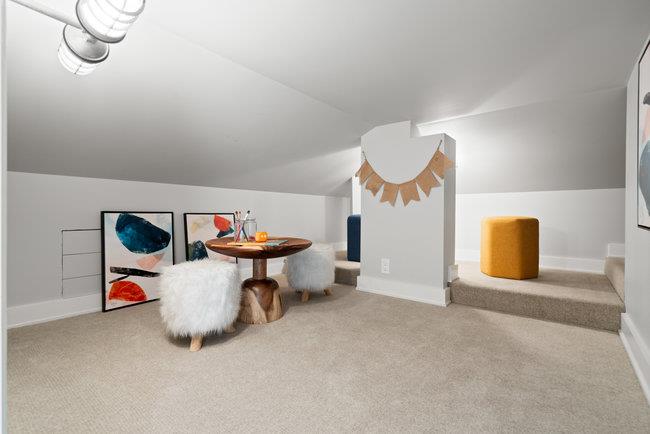 Menlo Park, California 94025, United States, 7 Bedrooms Bedrooms, ,6 BathroomsBathrooms,Residential,Active,15742