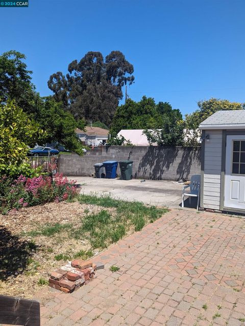 A home in San Leandro