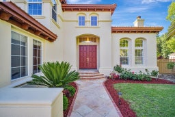 Listing photo 6