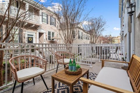 Photo of 3703 Whitworth Dr, Dublin, CA 94568 (MLS # 41126605)