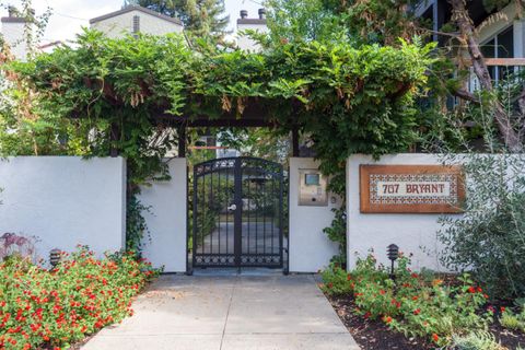 A home in Palo Alto