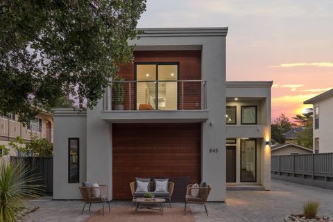 A home in Palo Alto