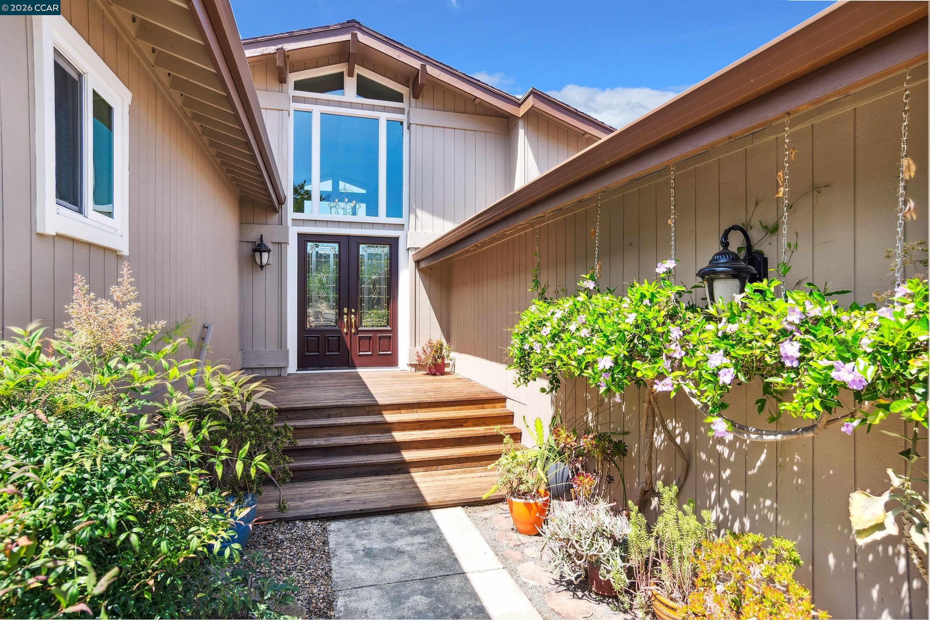 1181 Blue Lake Way