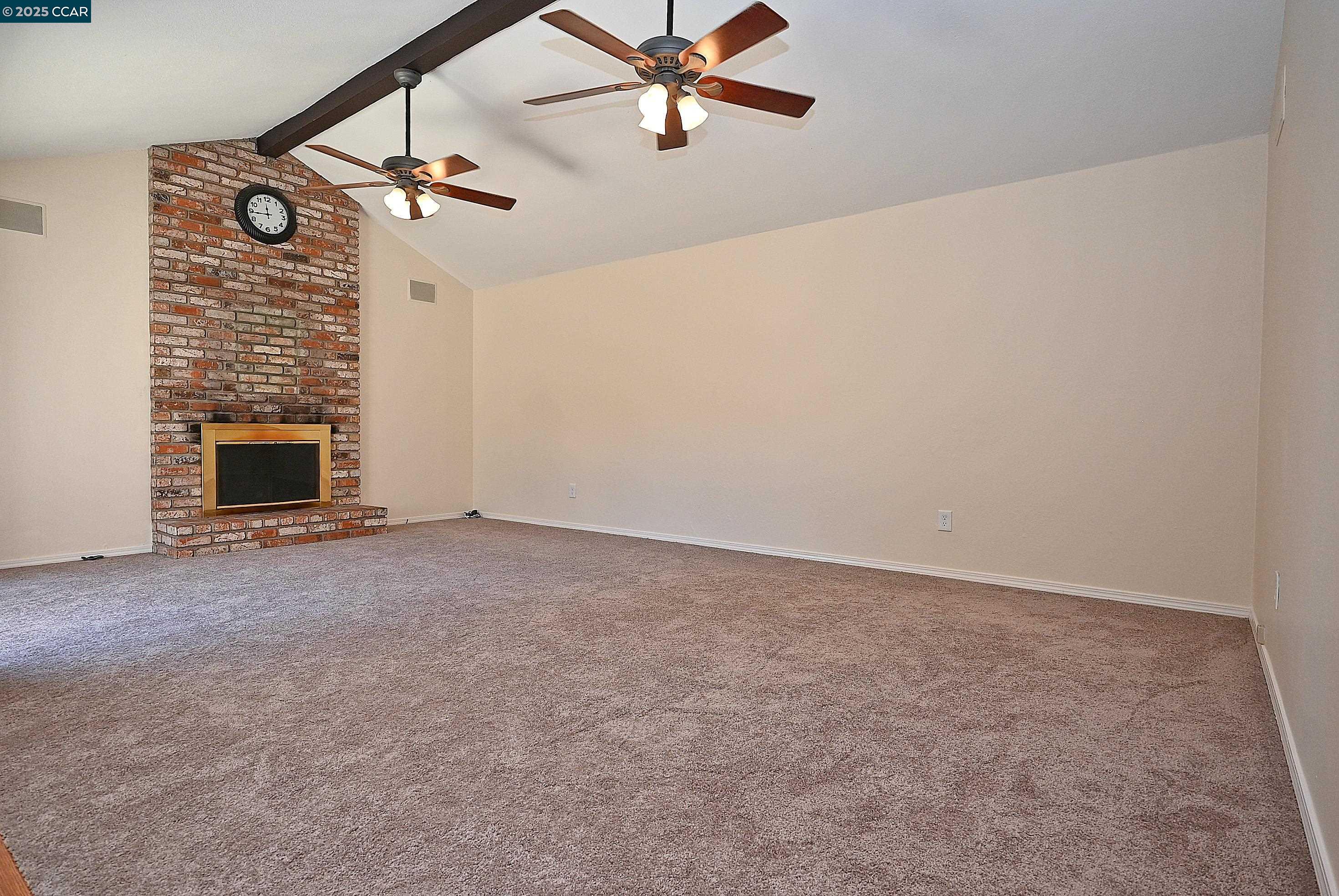 Pittsburg, California 94565, United States, 4 Bedrooms Bedrooms, ,3 BathroomsBathrooms,Residential,Active,170258