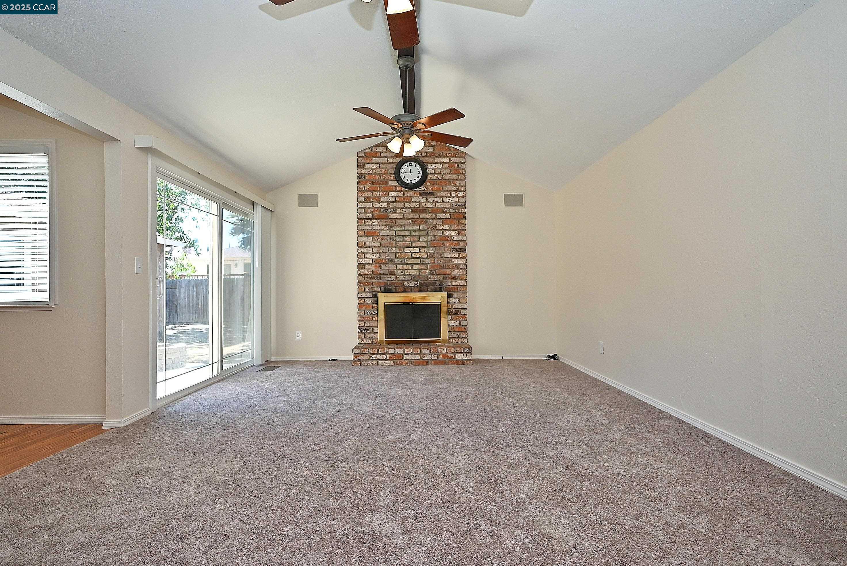 Pittsburg, California 94565, United States, 4 Bedrooms Bedrooms, ,3 BathroomsBathrooms,Residential,Active,170258