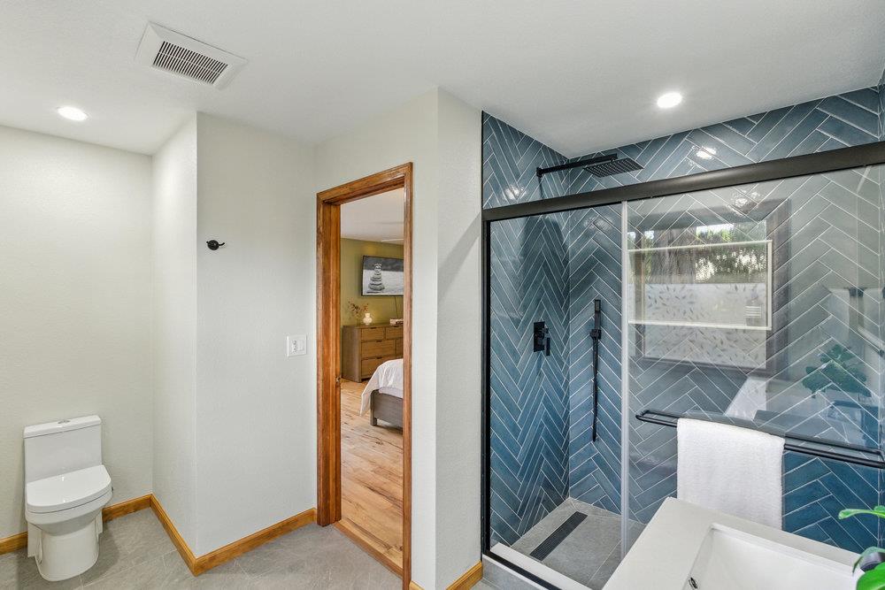 Moss Beach, California 94038, United States, 3 Bedrooms Bedrooms, ,2 BathroomsBathrooms,Residential,Active,195373