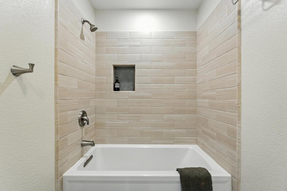 Moss Beach, California 94038, United States, 3 Bedrooms Bedrooms, ,2 BathroomsBathrooms,Residential,Active,195373