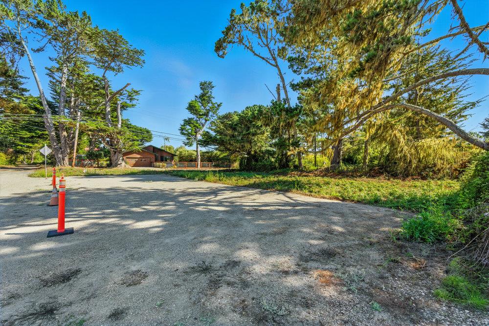 Moss Beach, California 94038, United States, 3 Bedrooms Bedrooms, ,2 BathroomsBathrooms,Residential,Active,195373