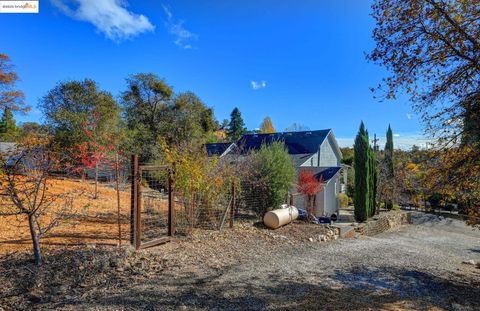 A home in Angels Camp