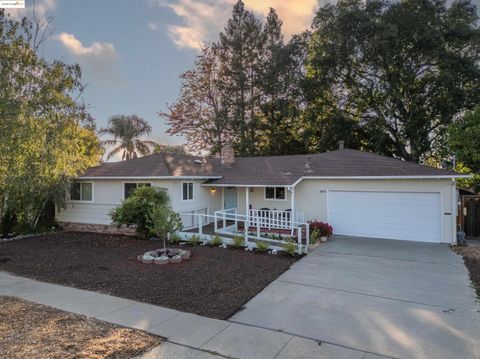 3967 Majestic Drive, Concord, CA 94519 - MLS#: 41098686