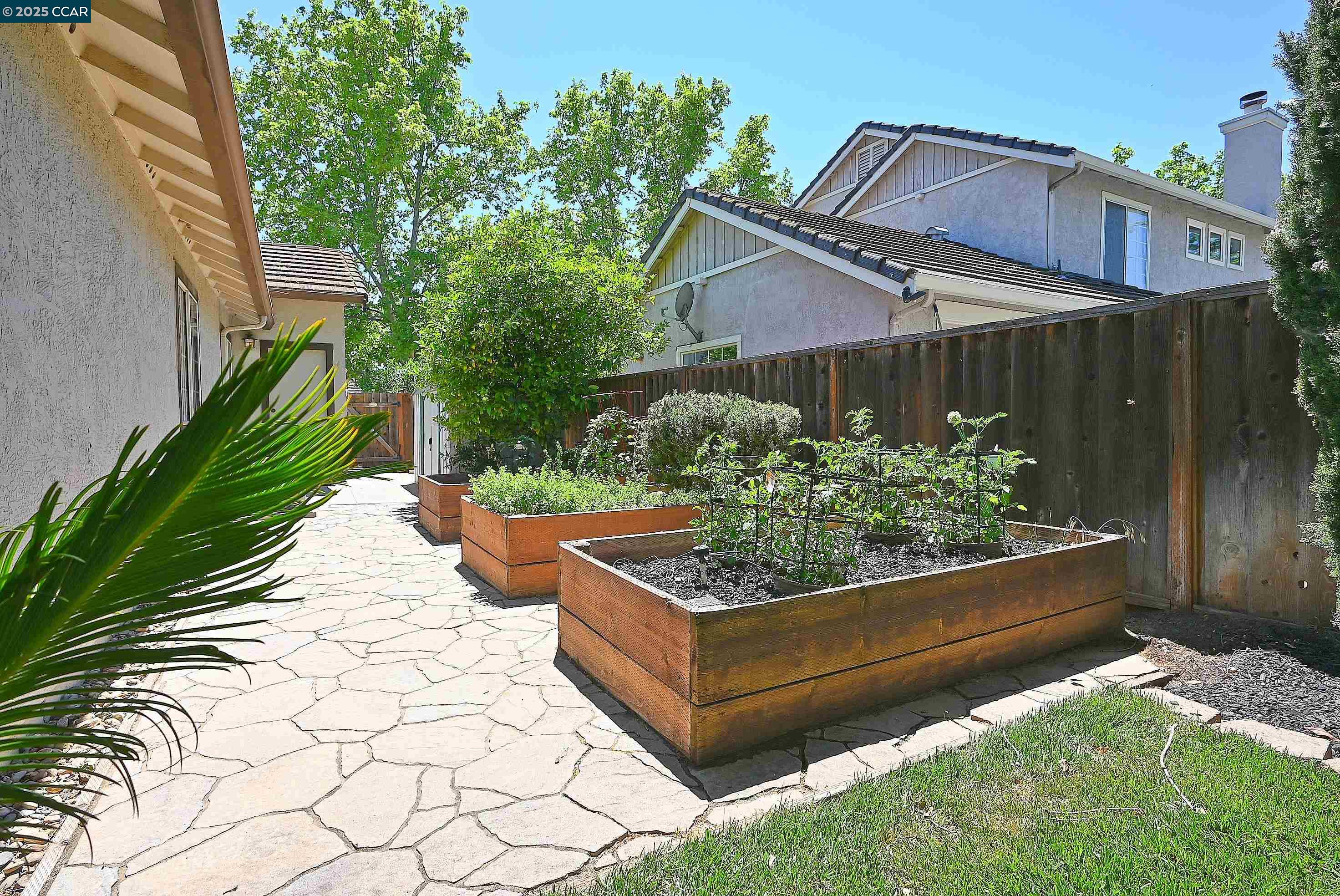 6934 Sunridge Drive