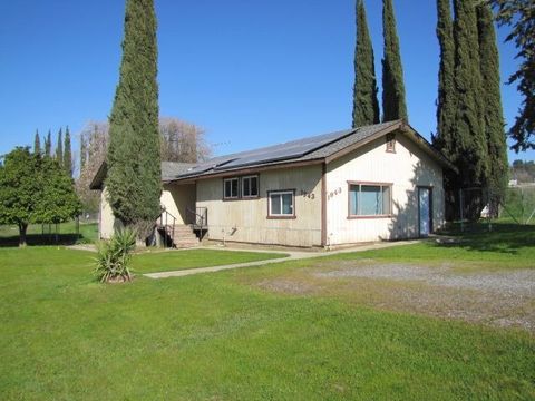 Photo of 1943 Sount Ranchero Rd., Valley Springs, CA 95252 (MLS # 41123192)