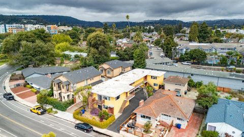 Photo of 238 San Lorenzo Boulevard, Santa Cruz, CA 95060 (MLS # ML82029569)