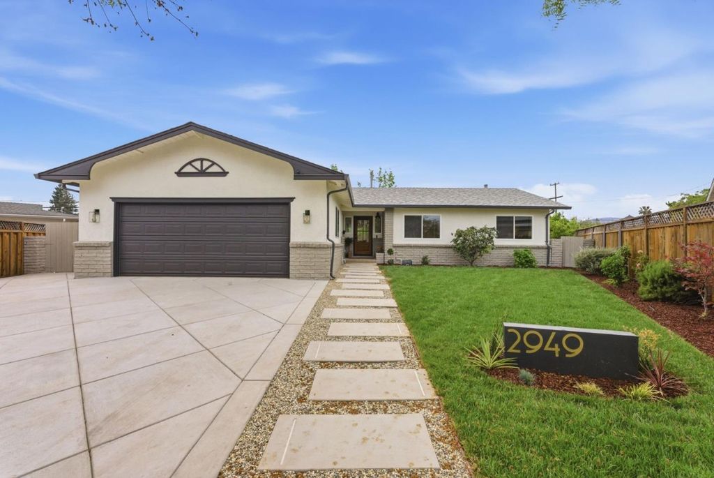 Photo of 2949 Jessie Court, San Jose, CA 95124 (MLS # ML82040967)