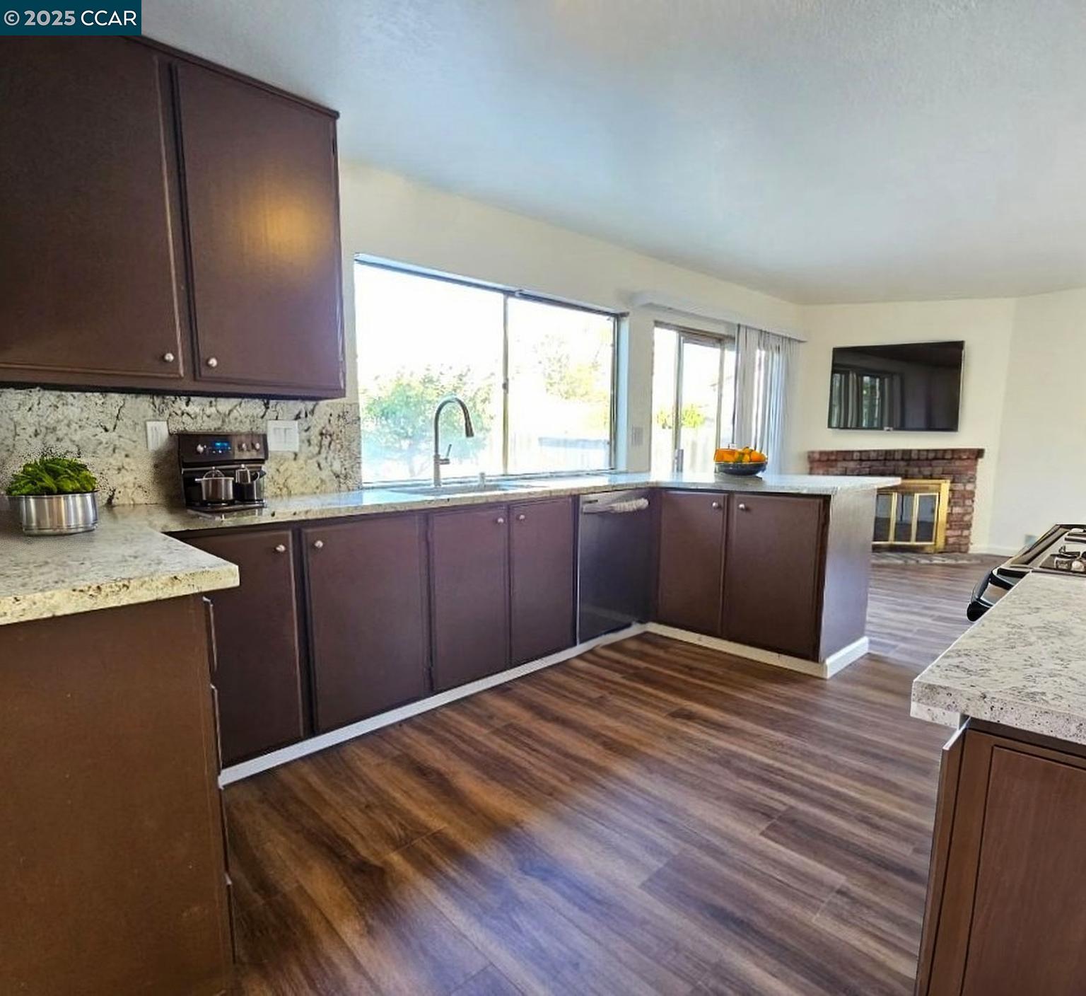 2471 Columbine Drive