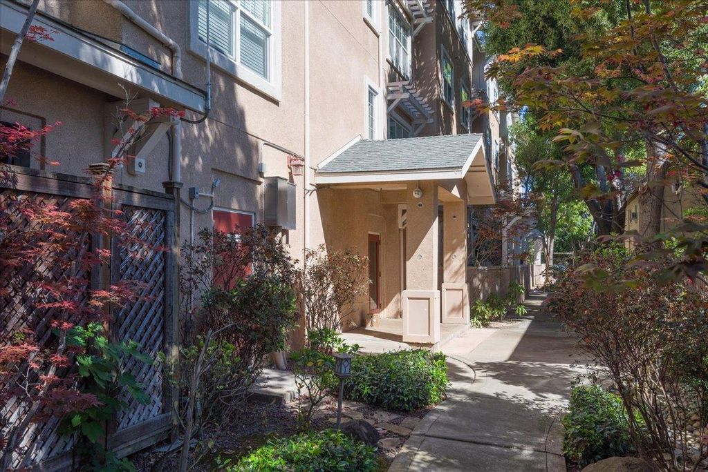 Photo of 453 E Okeefe Street #307, East Palo Alto, CA 94303 (MLS # ML82041572)