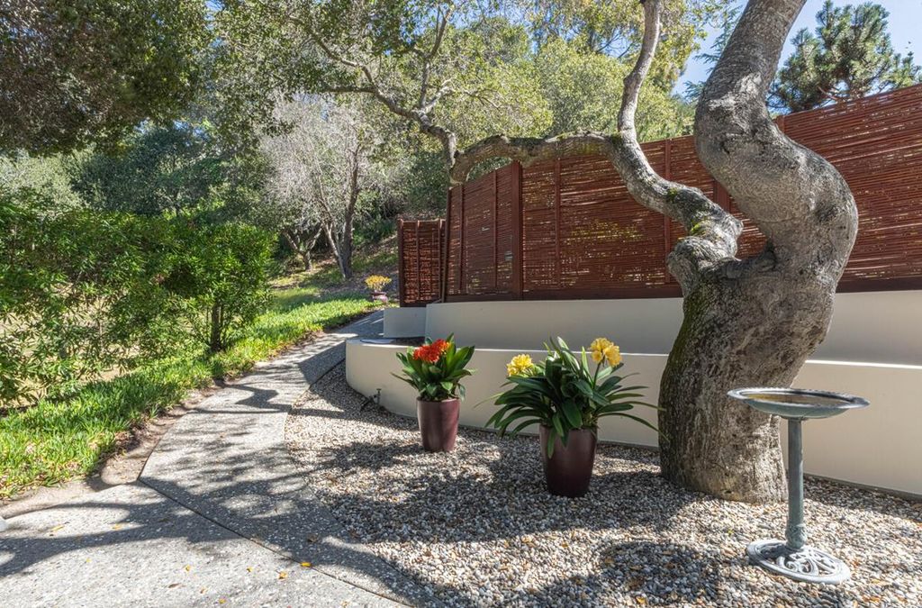 Photo of 25207 Casiano Drive, Salinas, CA 93908 (MLS # ML82038882)