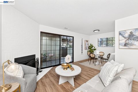 Photo of 670 Peters, Pleasanton, CA 94566 (MLS # 41126821)