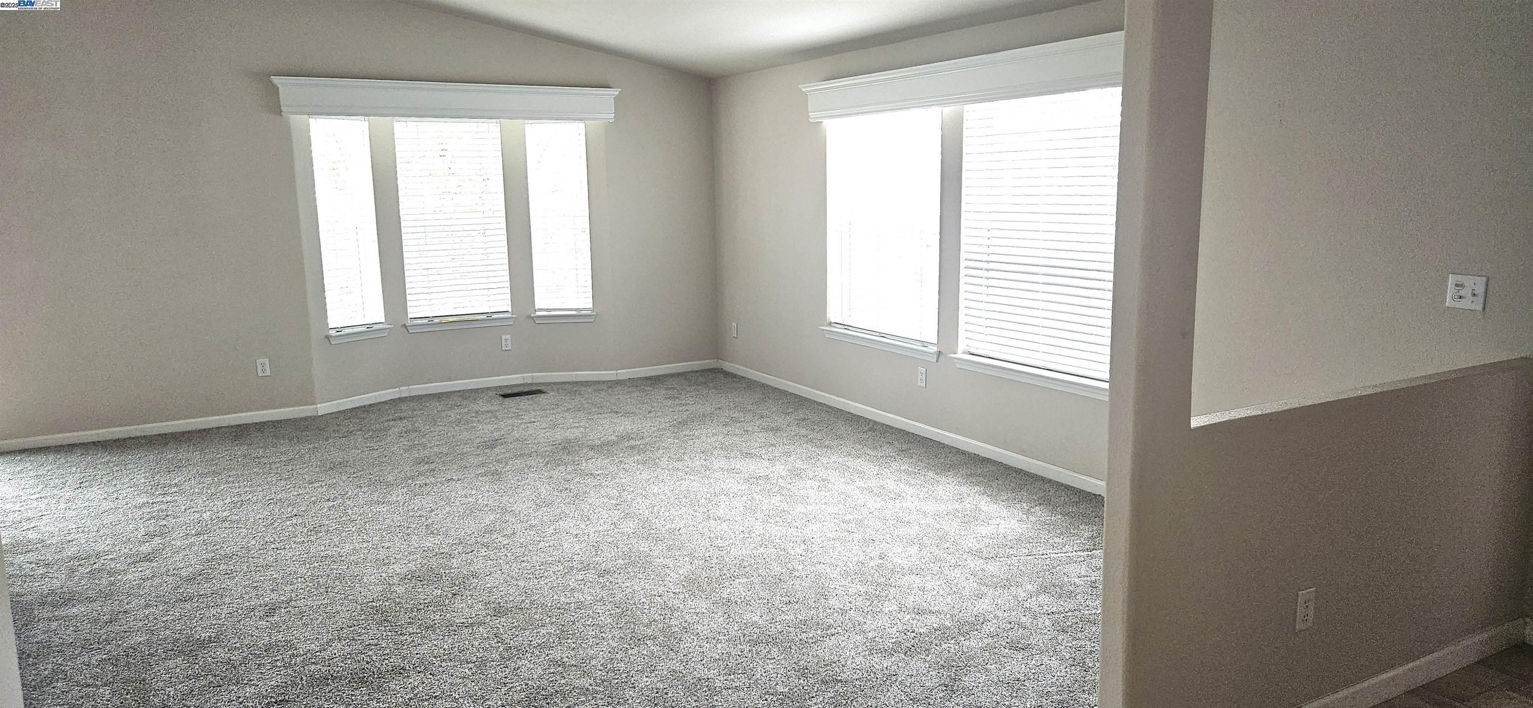 3263 Vineyard Ave #174