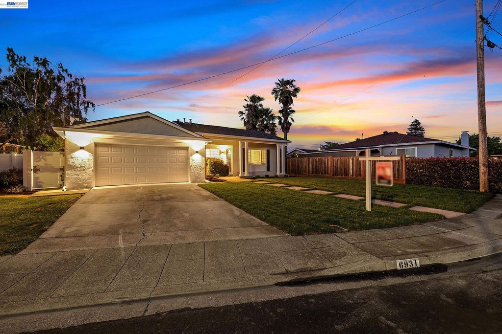 Photo of 6931 Pine Ct, Dublin, CA 94568 (MLS # 41129552)