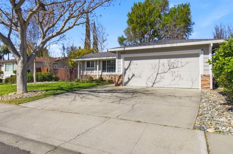 Photo of 4067 Alvarado Street, Pleasanton, CA 94566 (MLS # ML82036312)