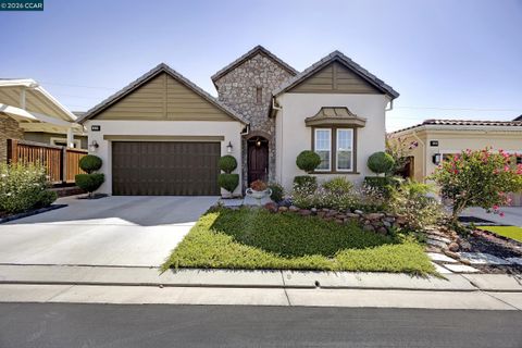 Photo of 1577 Chianti Ln, Brentwood, CA 94513 (MLS # 41138544)