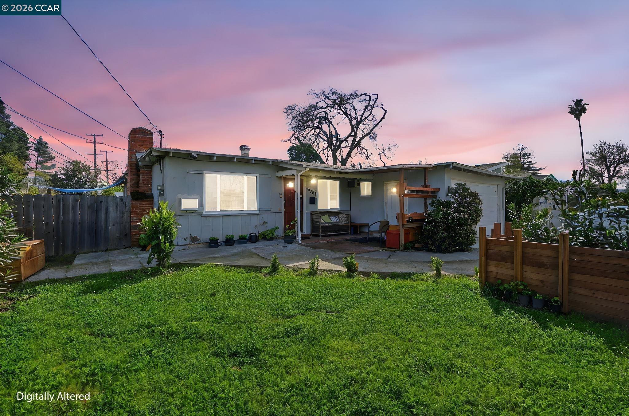 1990 Sunshine Dr
