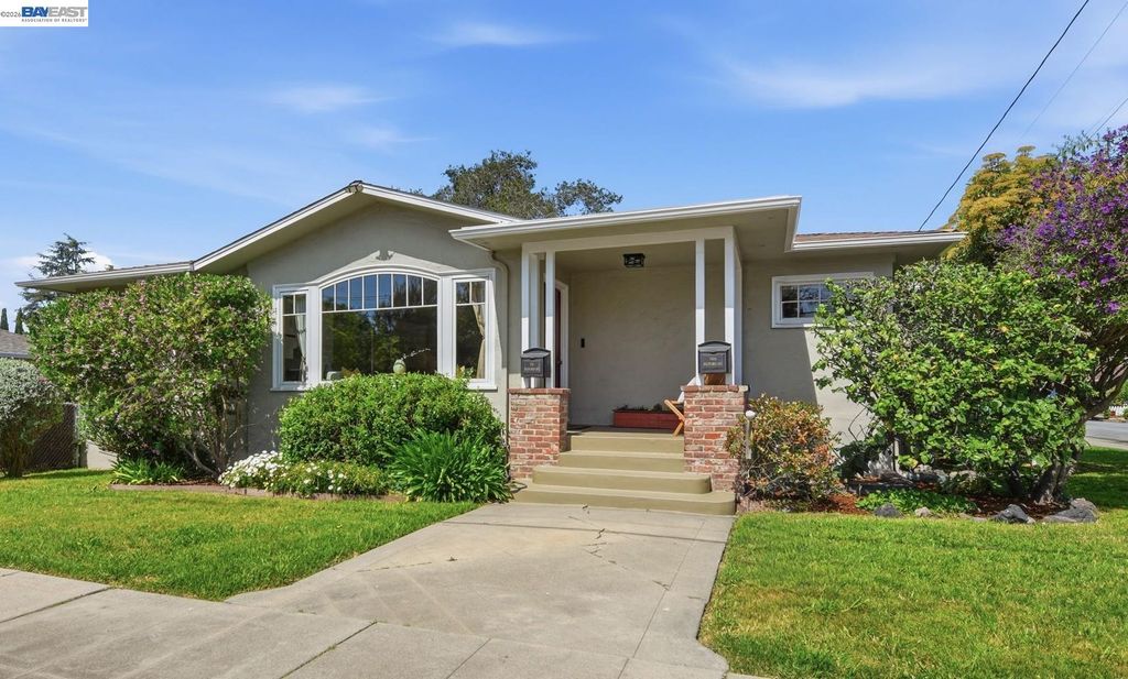 Photo of 792 Medford Ave, Hayward, CA 94541 (MLS # 41128871)