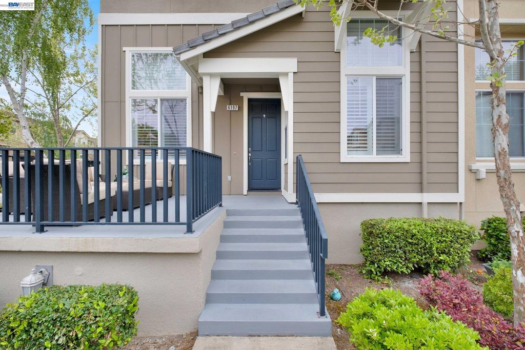 Photo of 6197 Yardley Ln, San Ramon, CA 94582 (MLS # 41129123)