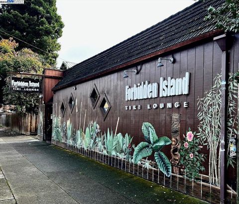 A home in Alameda