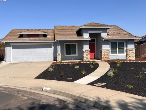 1205 Winding Stream Ct Livermore CA 94551