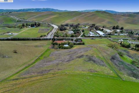 A home in San Ramon