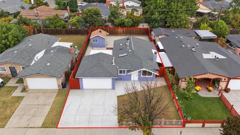 Photo of 419 El Cajon Drive, San Jose, CA 95111 (MLS # ML82063771)
