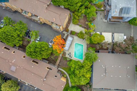 A home in San Leandro