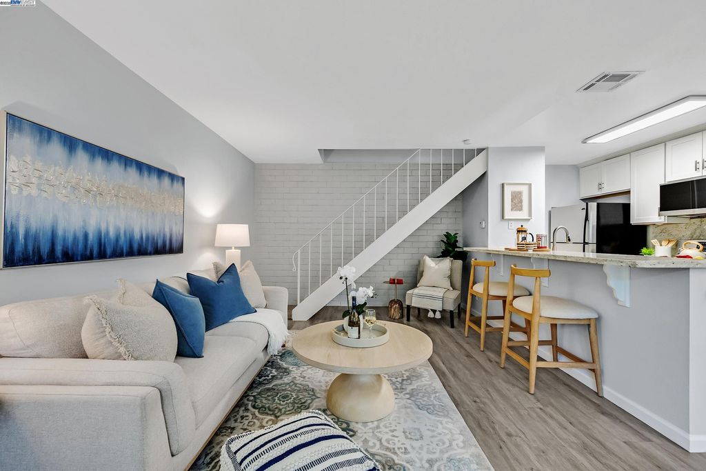 Photo of 2207 Segundo Ct #2, Pleasanton, CA 94588 (MLS # 41116167)