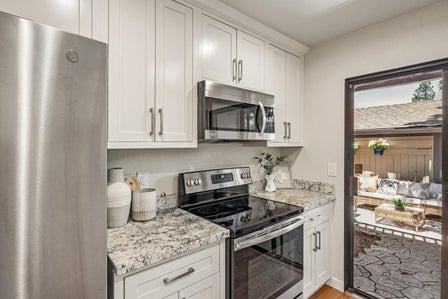 2000 ROCK ST — listing photo 9